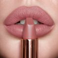 CHARLOTTE TILBURY – MATTE REVOLUTION LIPSTICK –
PILLOW TALK (WITHOUT BOX)